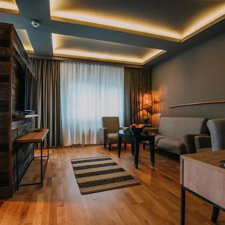 Hotel - Peakture & Grand