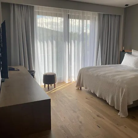 - Peakture & Grand 4* Balvanyos