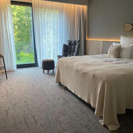 - Peakture & Grand Hotel Balvanyos
