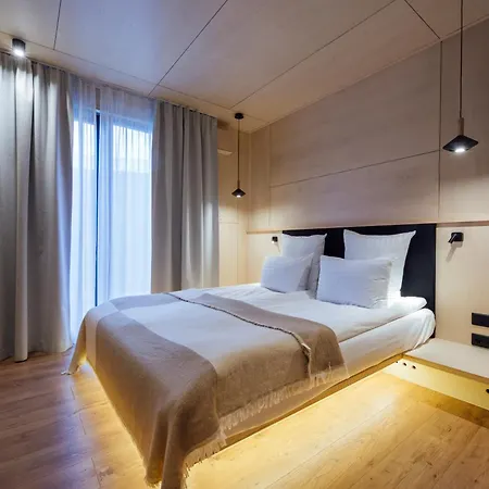 - Peakture & Grand 4* Balvanyos
